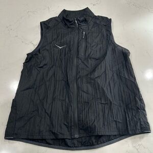 Hoka One One Black Sleeveless Ultralite Vest